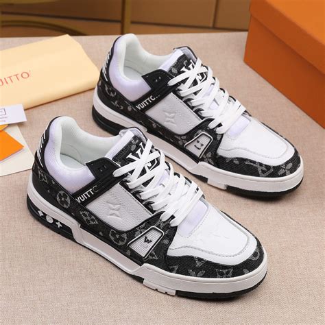 guangzhou replica designers shoes wholesale market|wholesale china replica clothing.